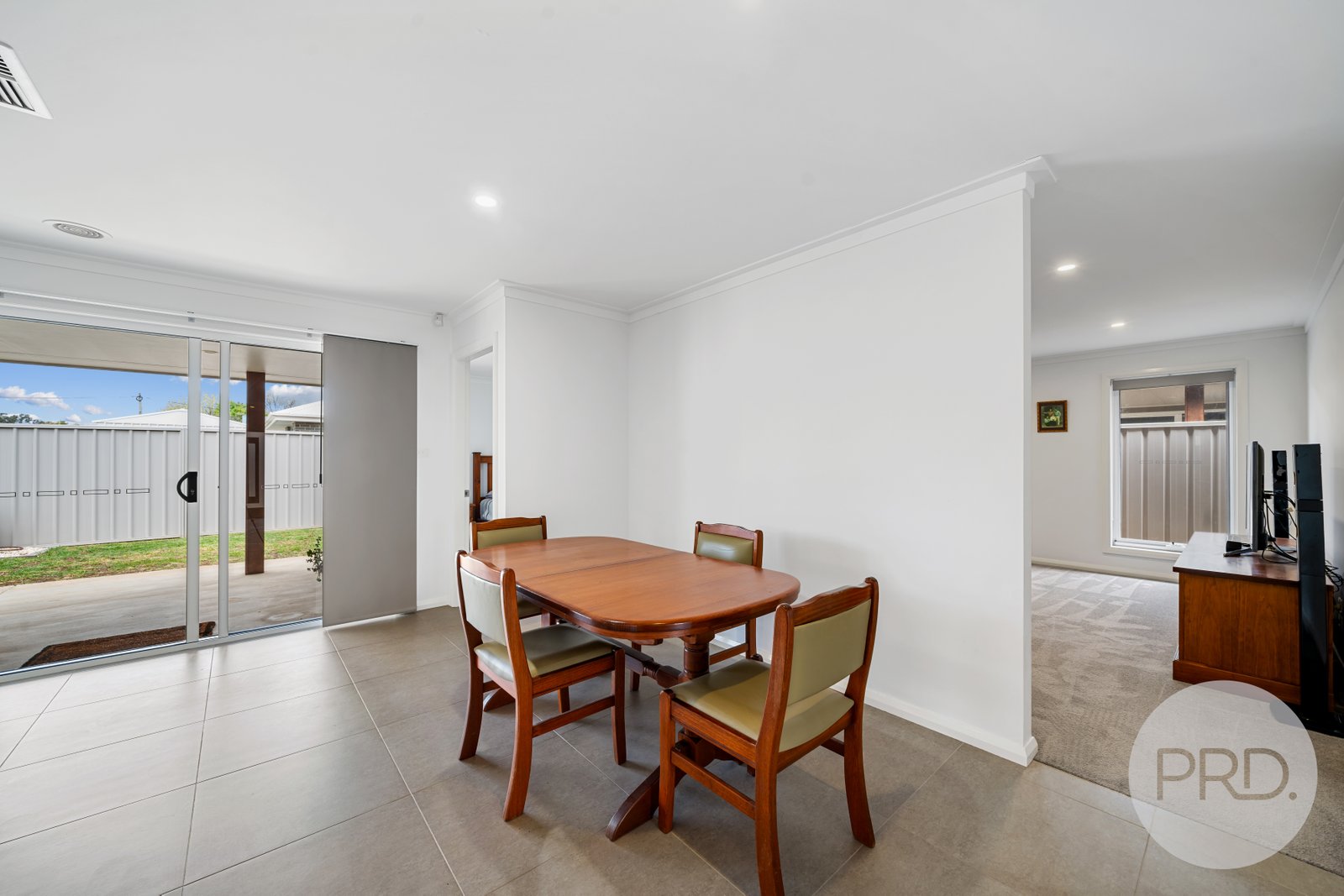4/1 Craft Street LAKE ALBERT 7