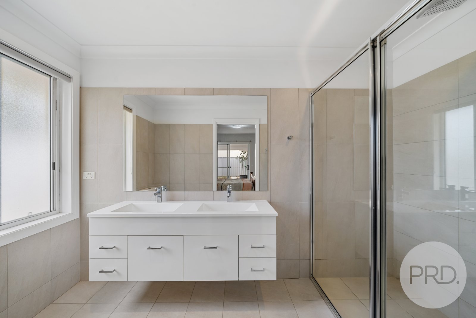 4/1 Craft Street LAKE ALBERT 10