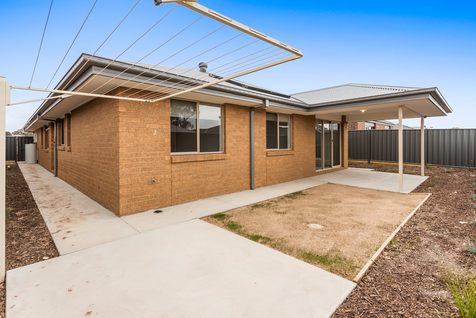 41 Daisy Street, Huntly, Vic 3551 - House for Rent 