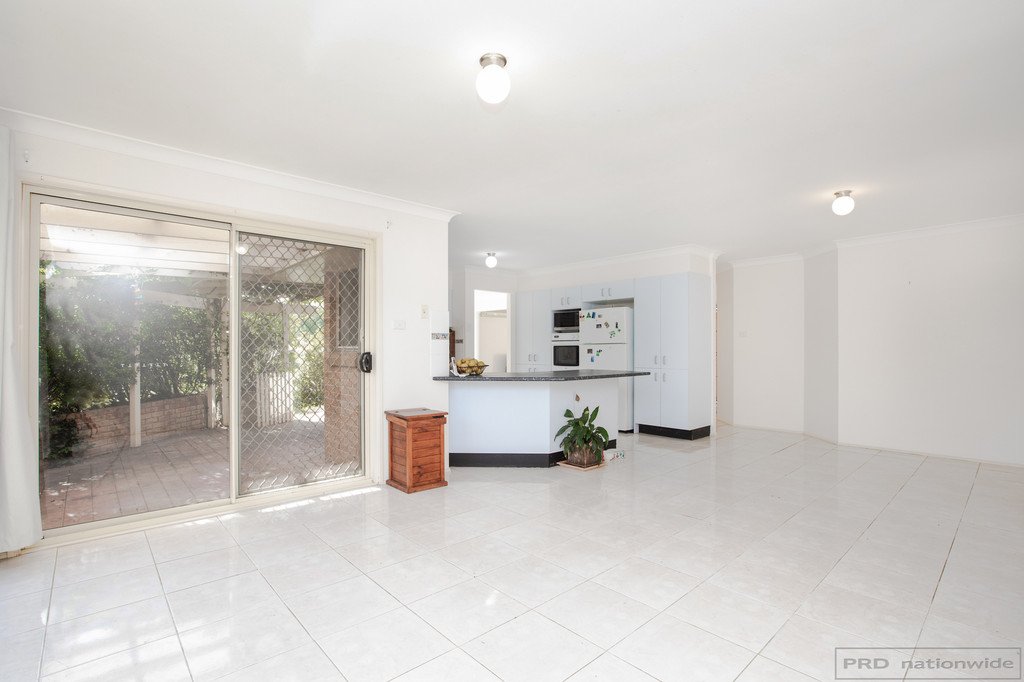 41 David Avenue EAST MAITLAND 9