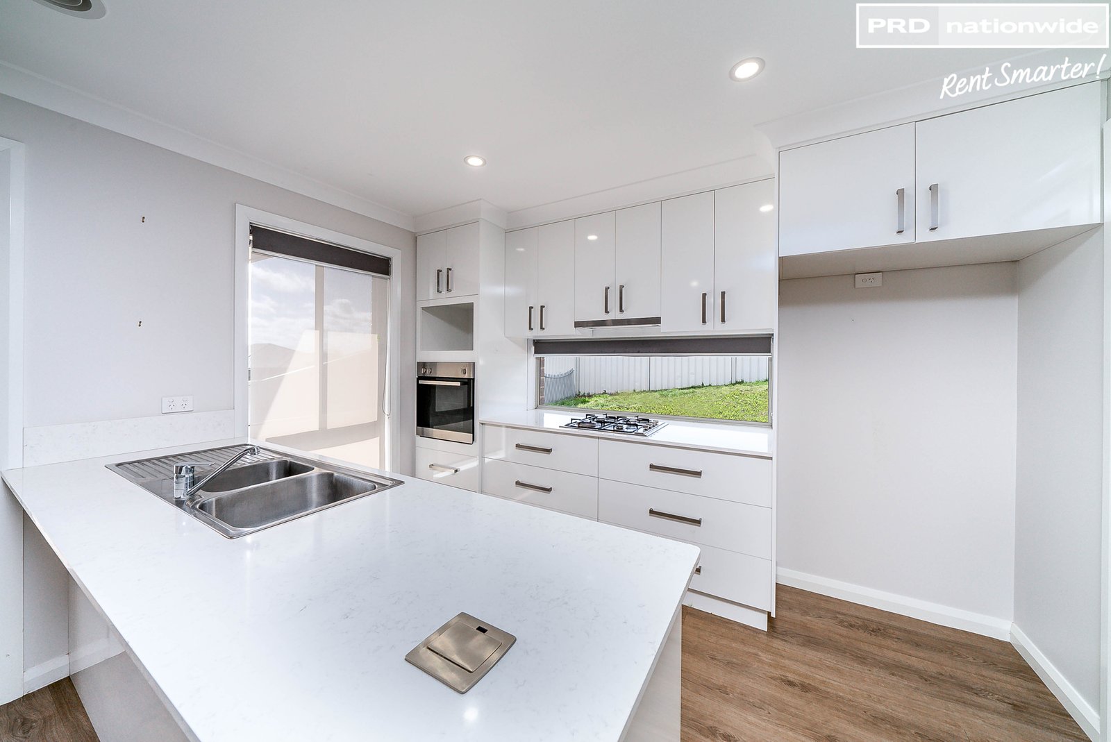 41 Deakin Avenue LLOYD 3