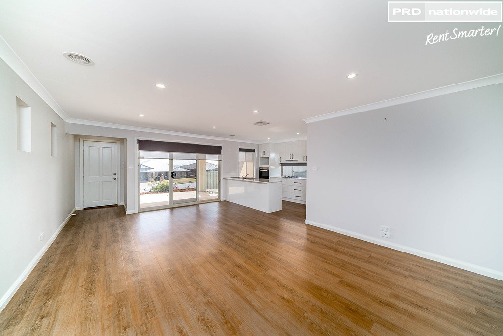 41 Deakin Avenue LLOYD 4