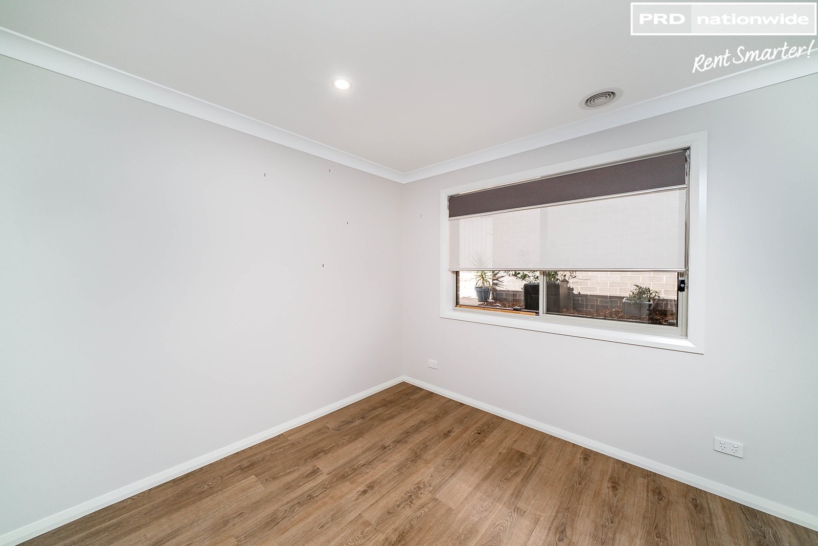 41 Deakin Avenue LLOYD 6