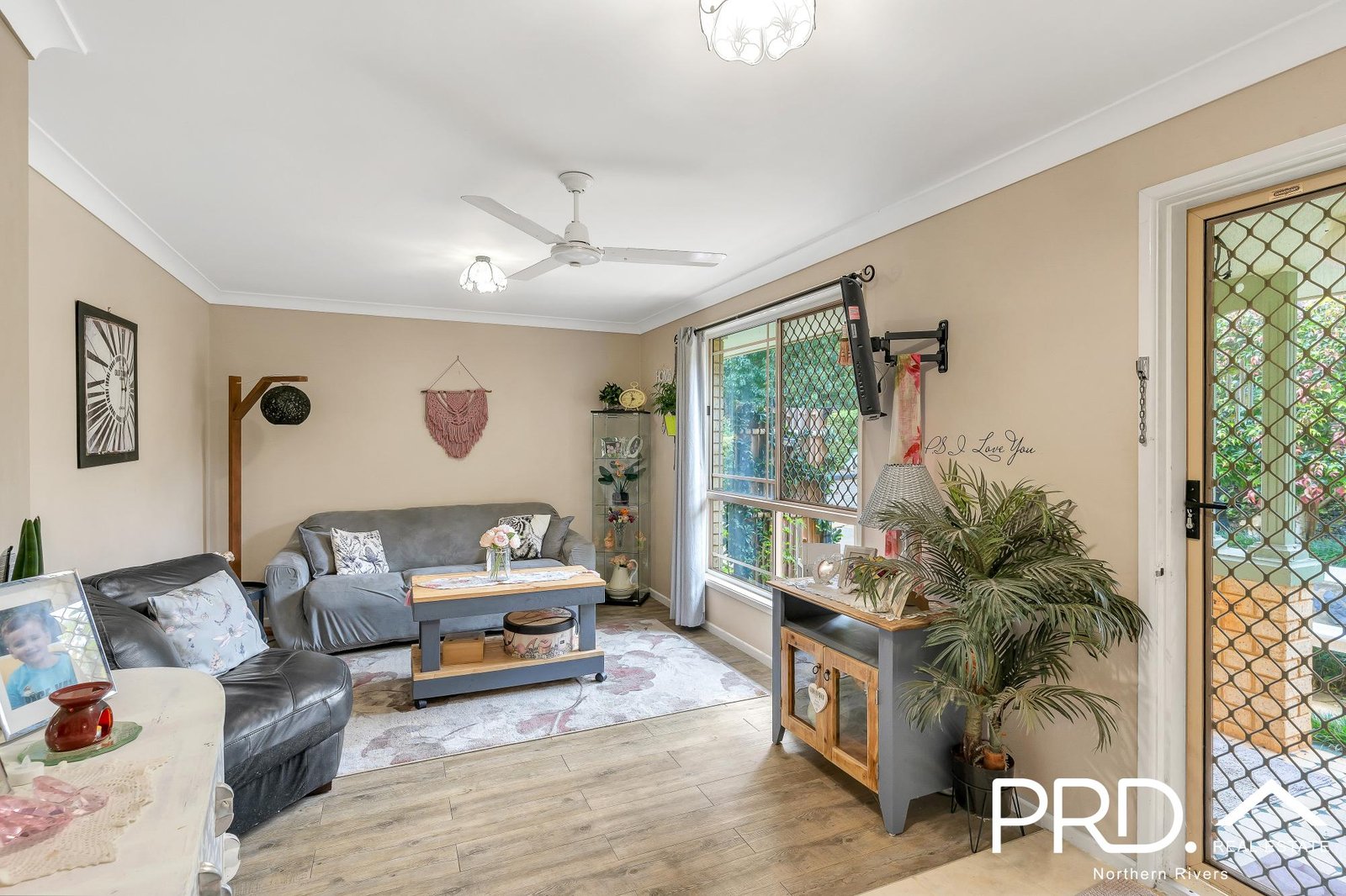 41 Dudley Drive GOONELLABAH 10