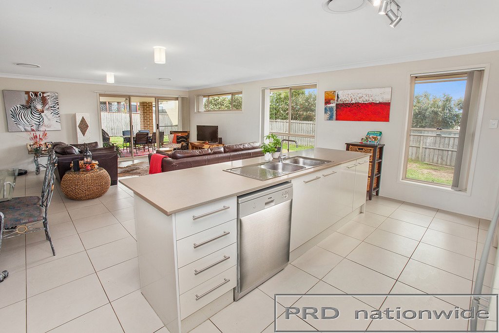 41 Duskdarter St  CHISHOLM 9