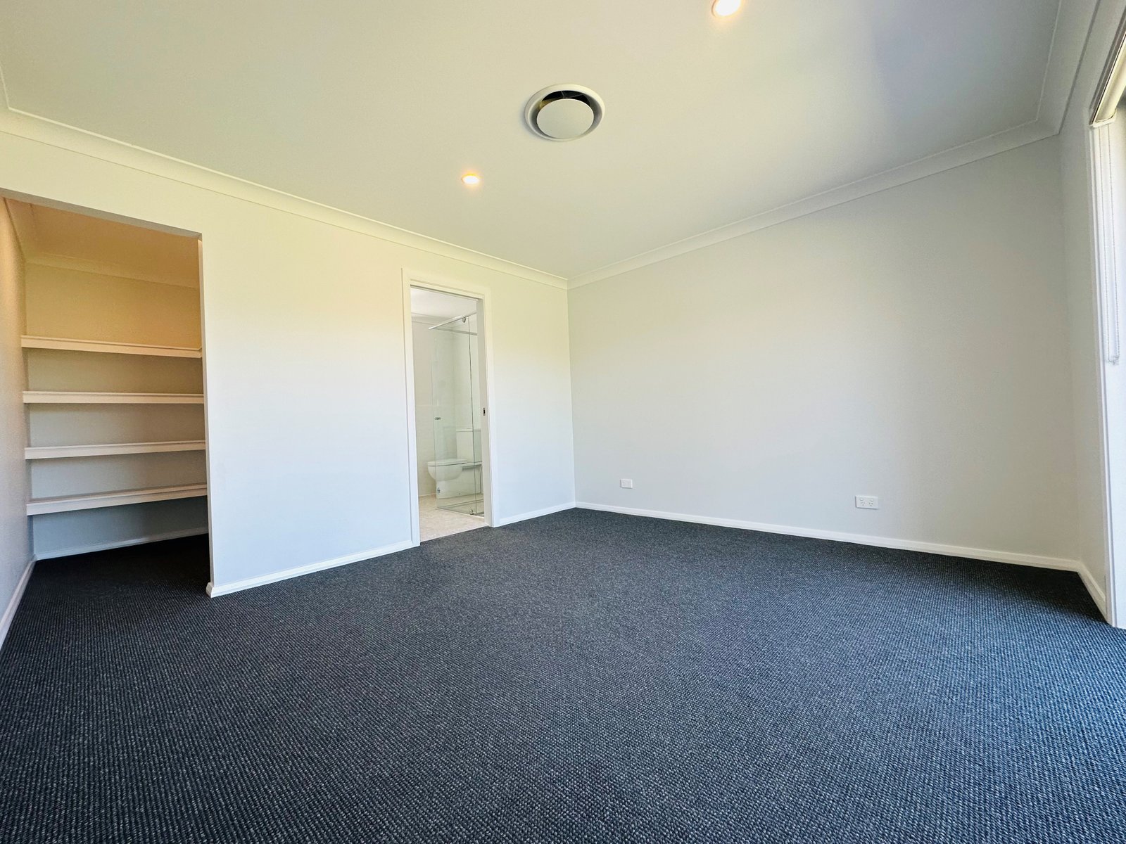 41 Eagle Avenue TAMWORTH 5