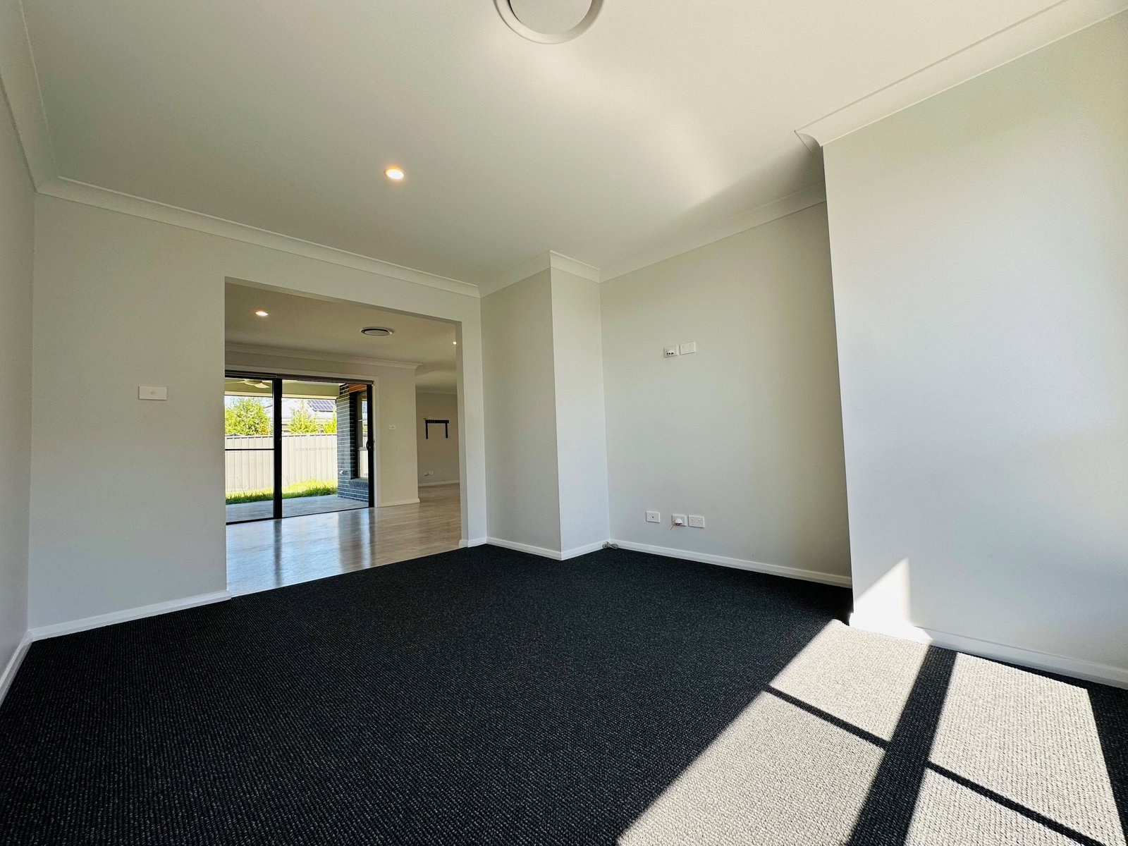41 Eagle Avenue TAMWORTH 11