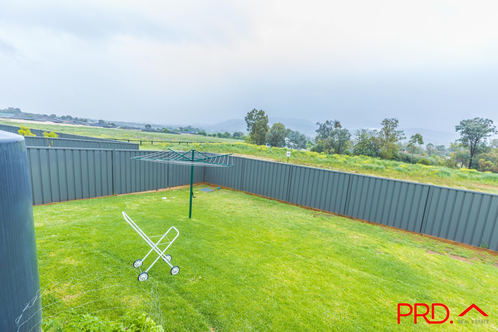 41 Eagle Avenue TAMWORTH 23