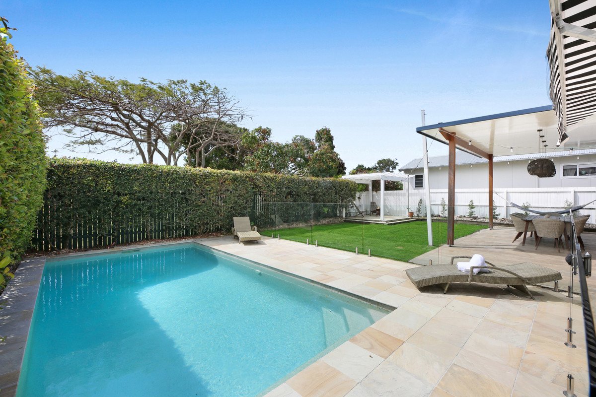 41 Fourteenth Avenue Palm Beach 19