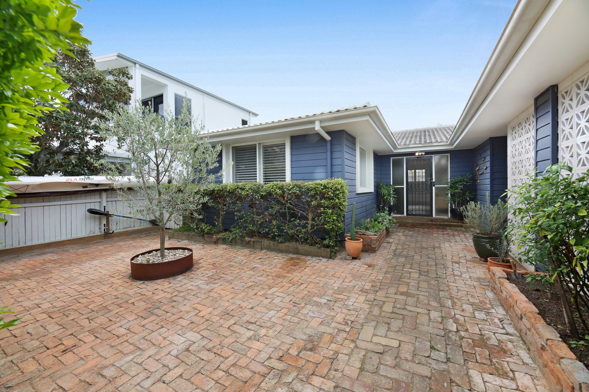 41 Fourteenth Avenue Palm Beach 22