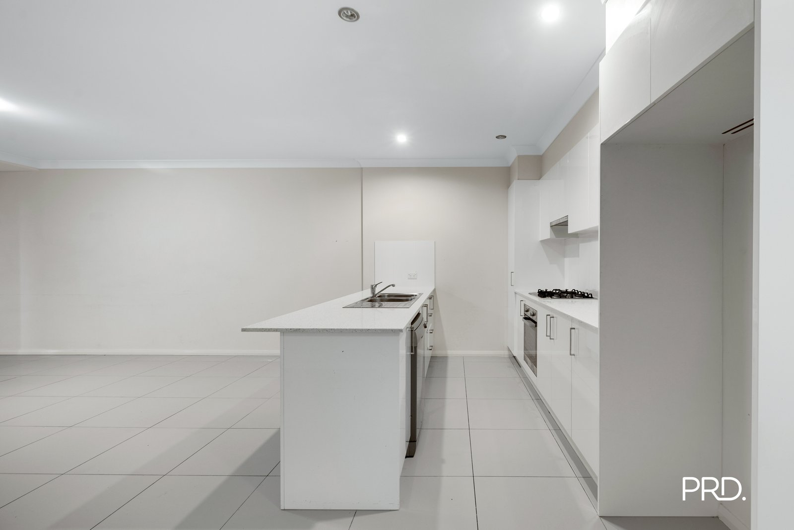 4/1 Glenmore Ridge Drive GLENMORE PARK 6