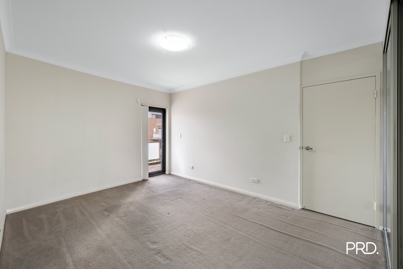 4/1 Glenmore Ridge Drive GLENMORE PARK 7