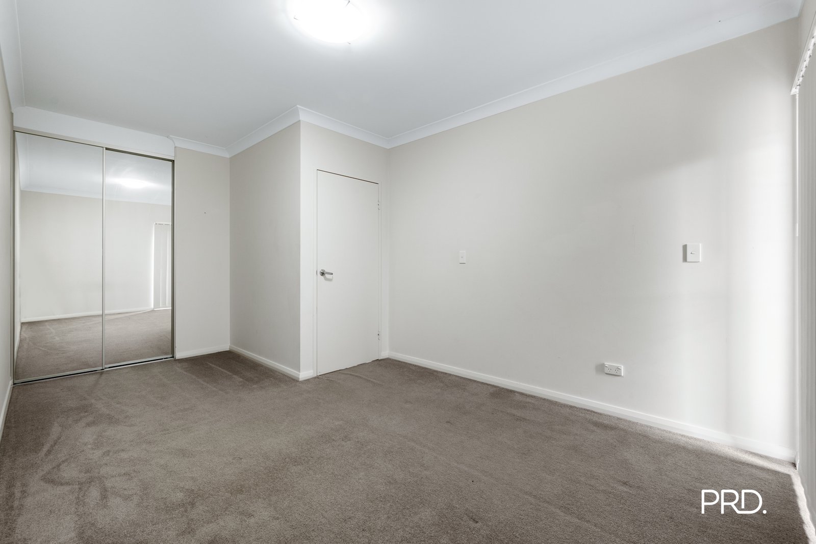 4/1 Glenmore Ridge Drive GLENMORE PARK 9