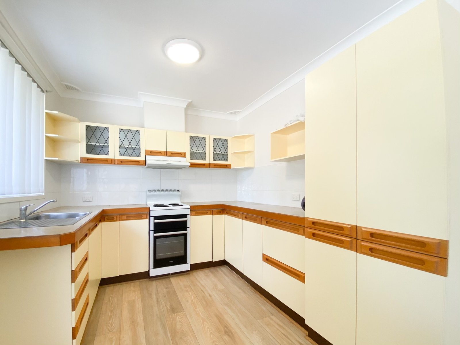 41 Government Road NELSON BAY 6