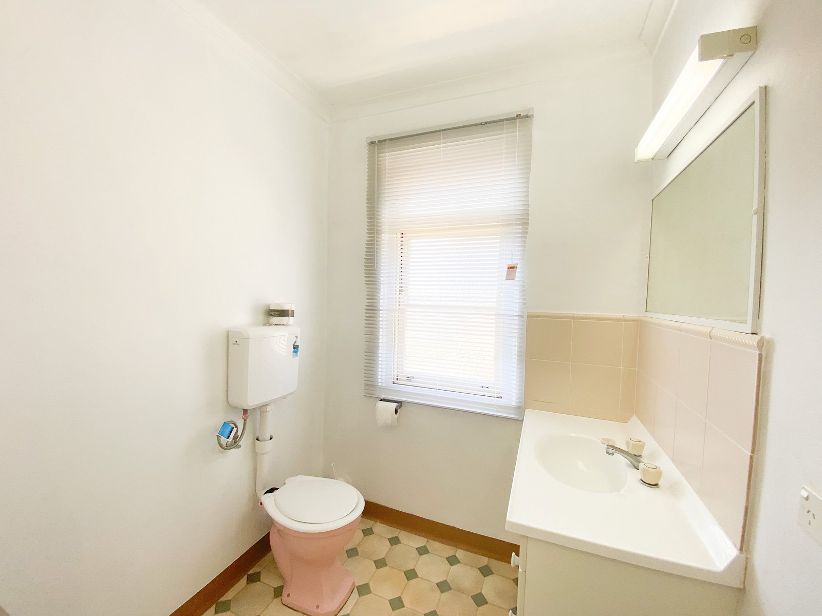 4/1 Government Road SHOAL BAY 9