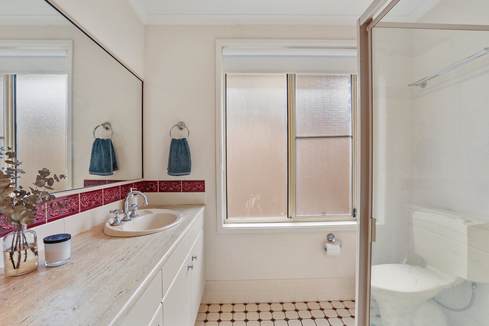 41 Habeda Avenue HORSLEY 6