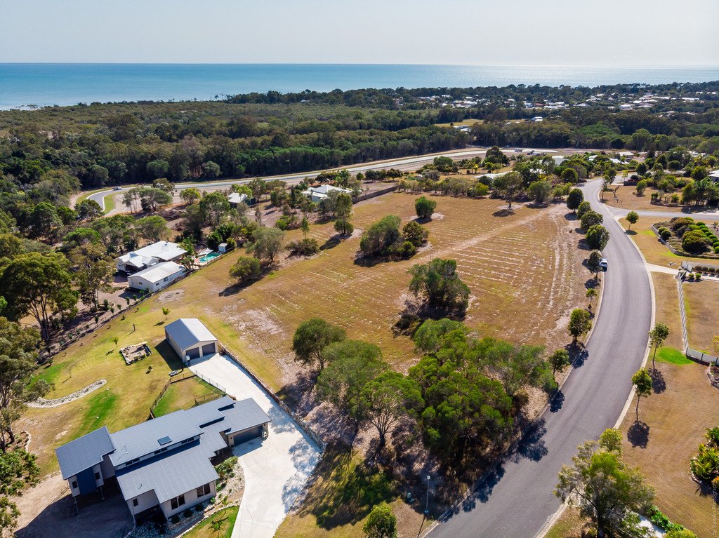 41 Hamilton Drive CRAIGNISH 2