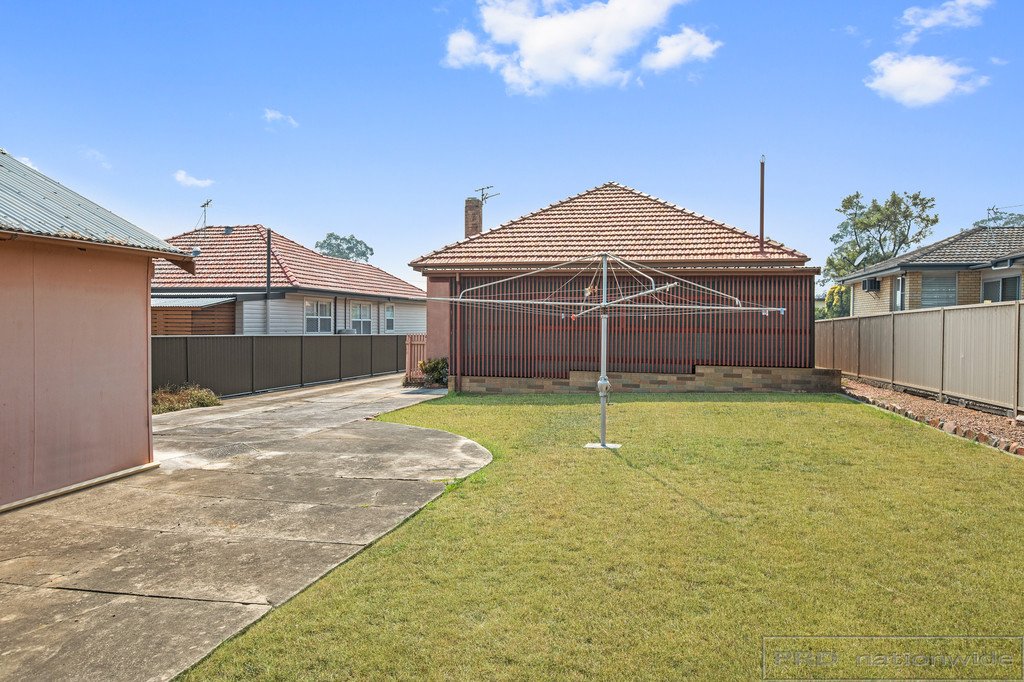 41 Hawthorne Street BERESFIELD 12