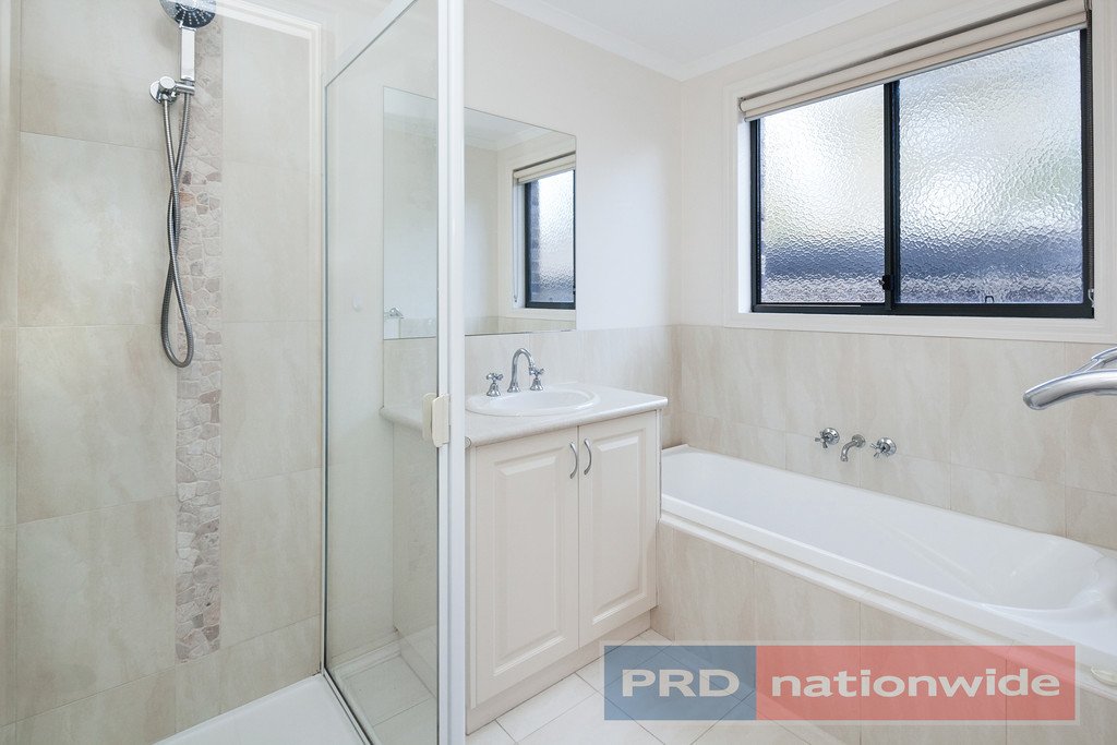 4/1 Hillside Drive BALLARAT NORTH 10
