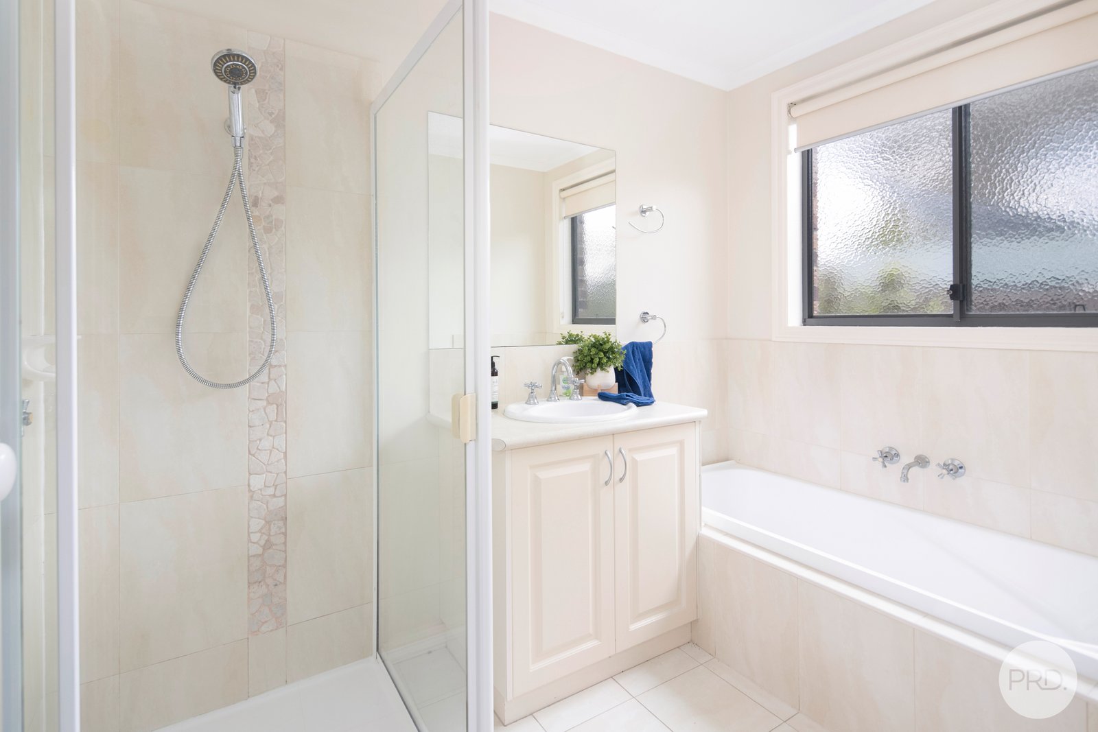 4/1 Hillside Drive BALLARAT NORTH 9
