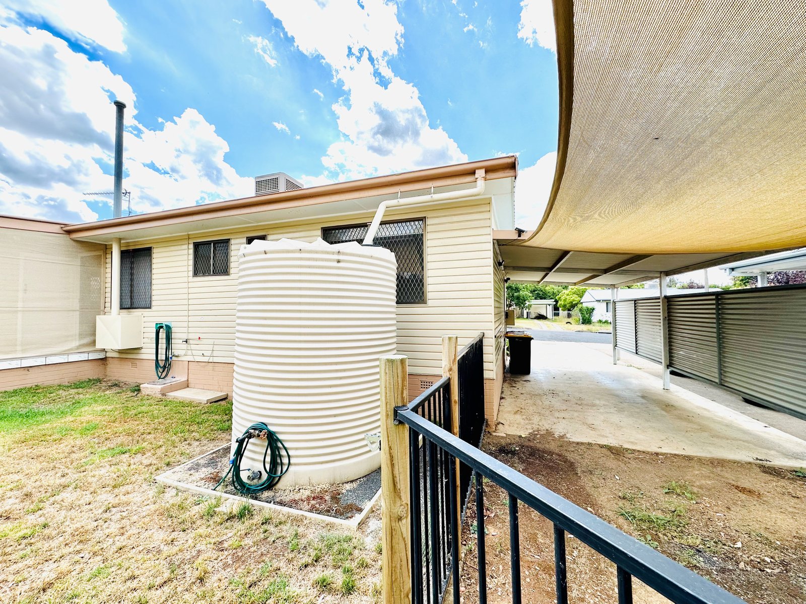 41 Holland Street TAMWORTH 20