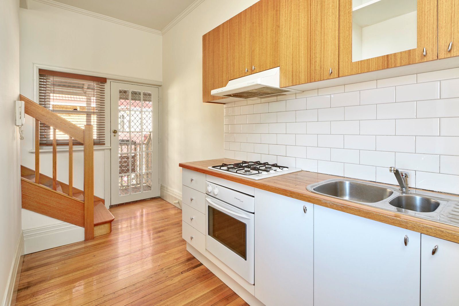 Real Estate and Property in 4/1 Hopetoun Street, Elsternwick, VIC