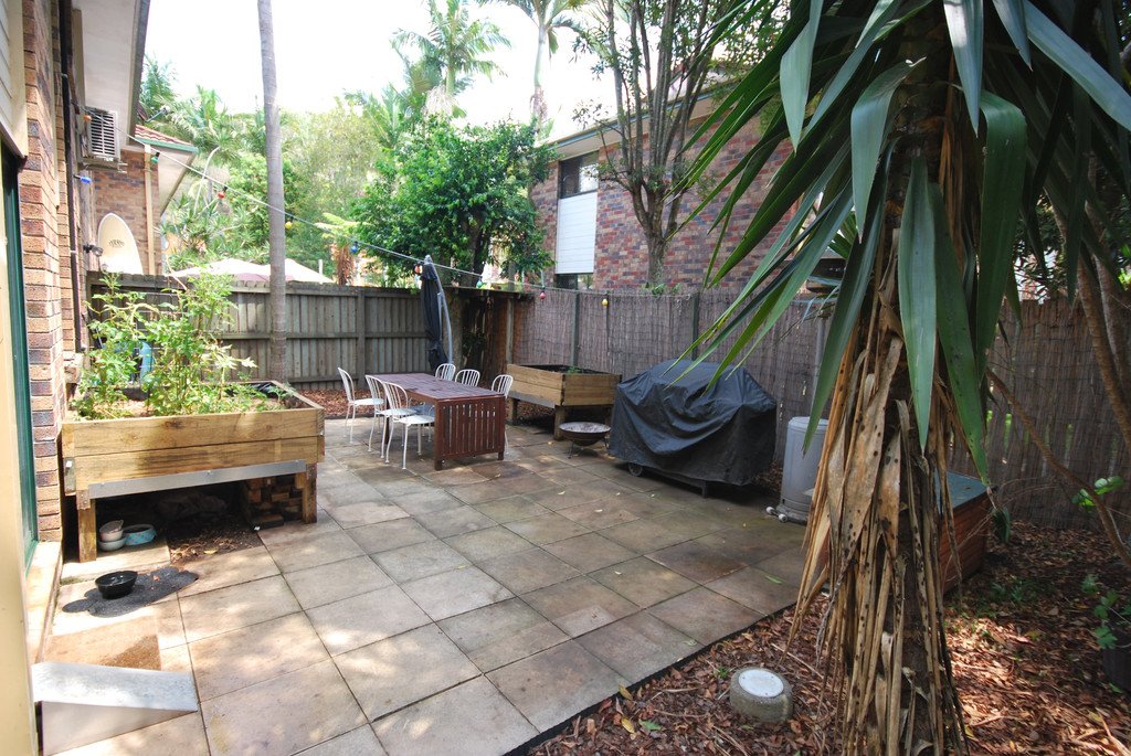 4/1 Karri Court BURLEIGH HEADS 7