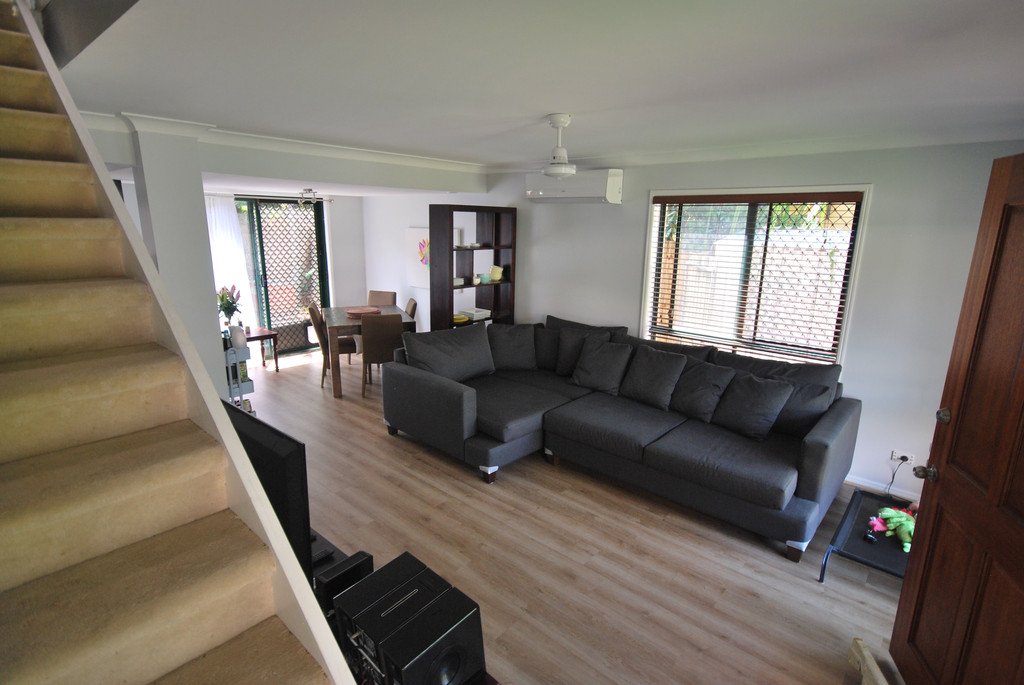 4/1 Karri Court BURLEIGH HEADS 9
