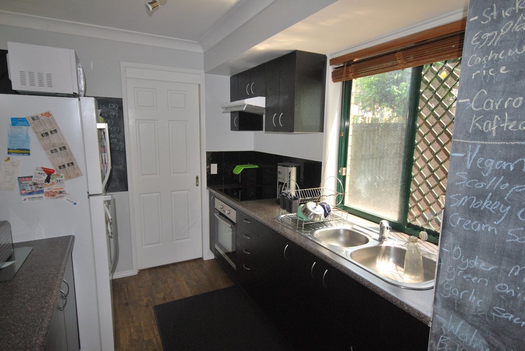 4/1 Karri Court BURLEIGH HEADS 13