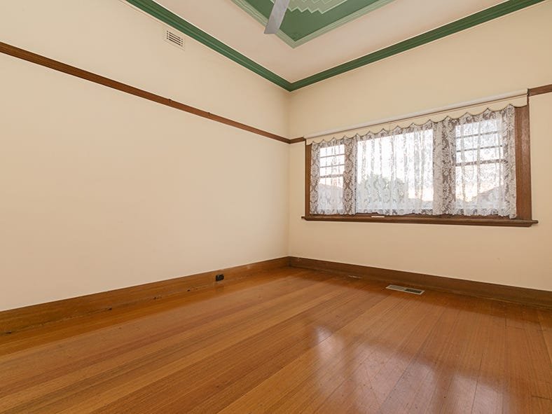 Gallery: 41 Khartoum Street