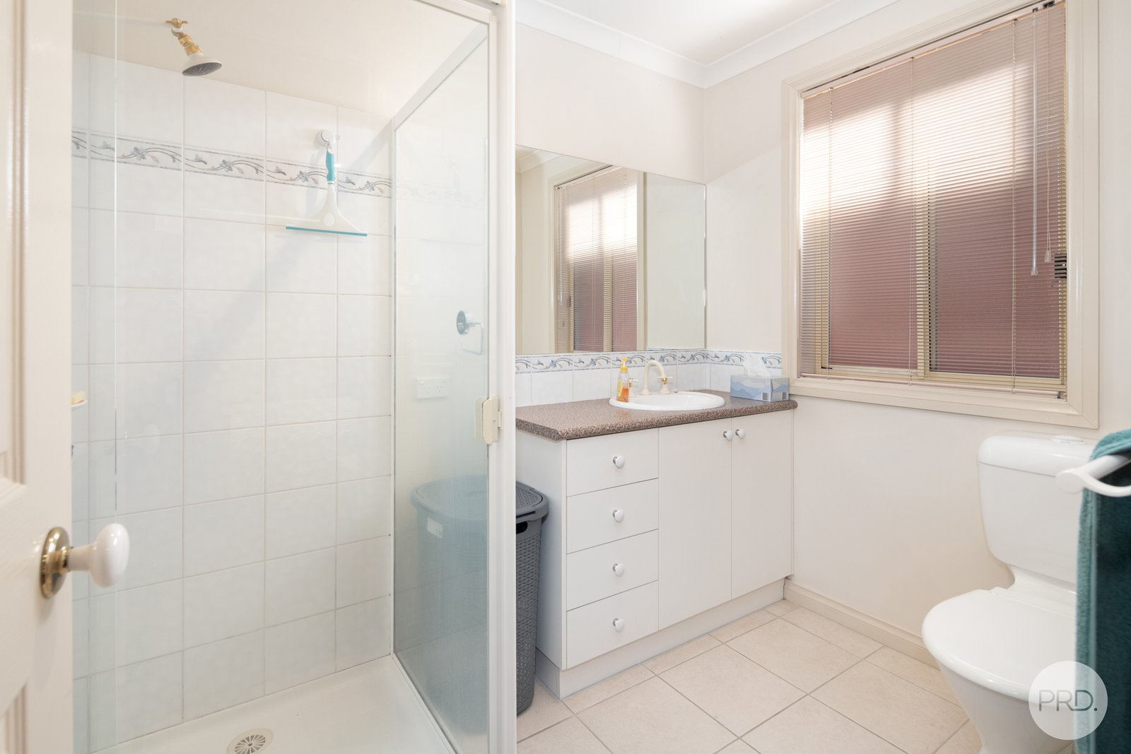 41 Lake Gardens Avenue LAKE GARDENS 6