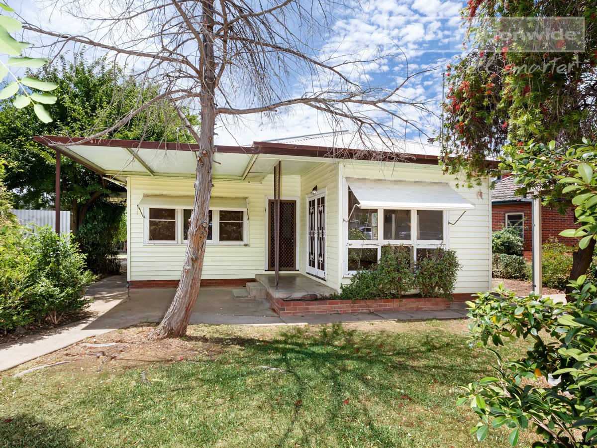 41 Lindsay Street TURVEY PARK 1