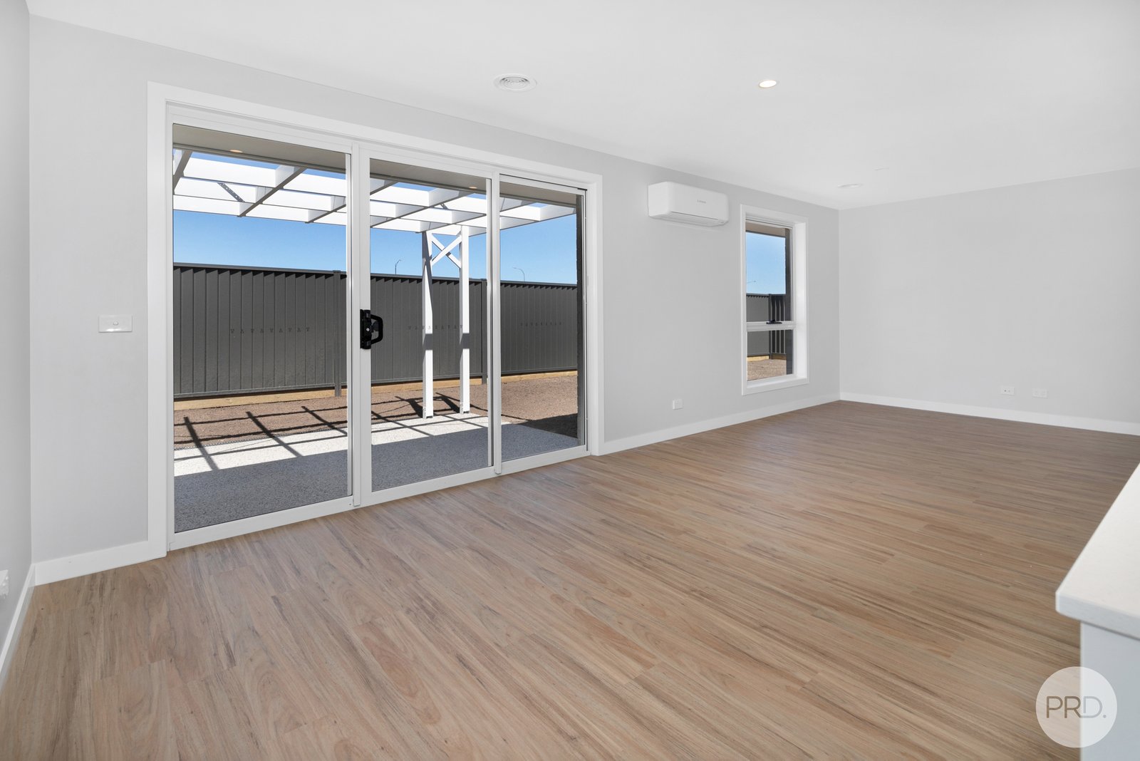 41 Martland Street LUCAS 8