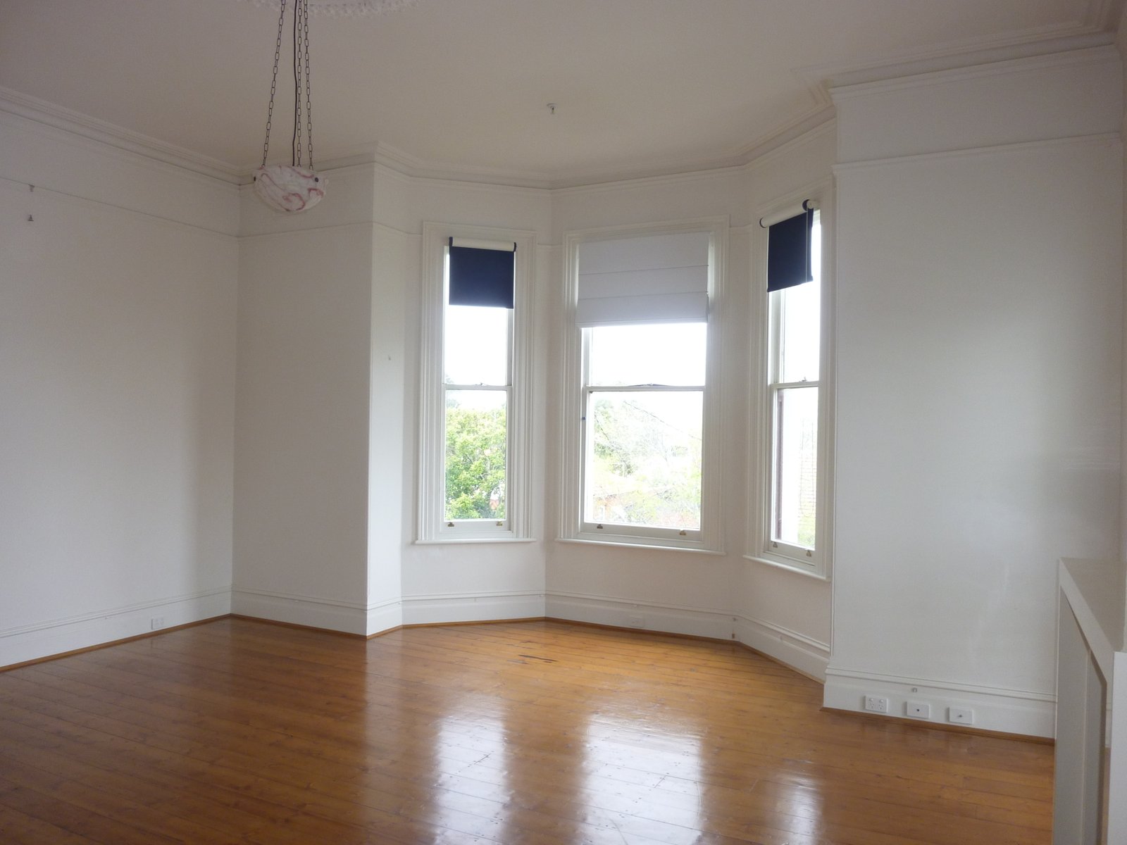 Gallery: 4/1 Maysbury Avenue