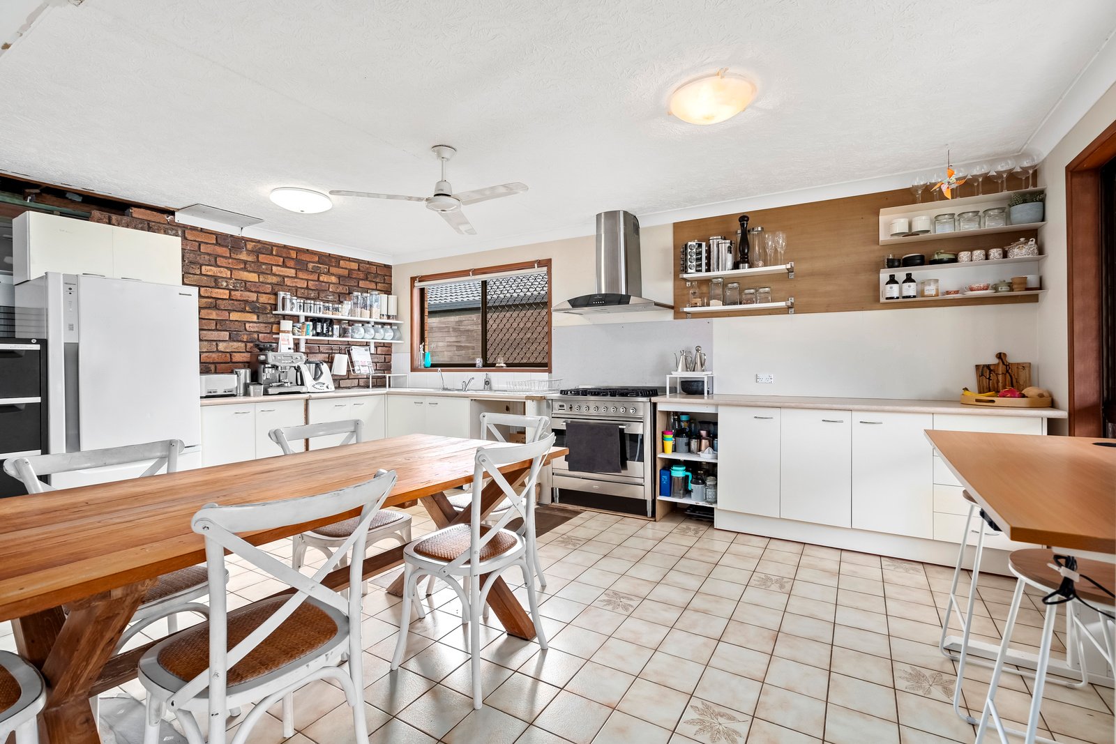 41 Melaleuca Drive PALM BEACH 4