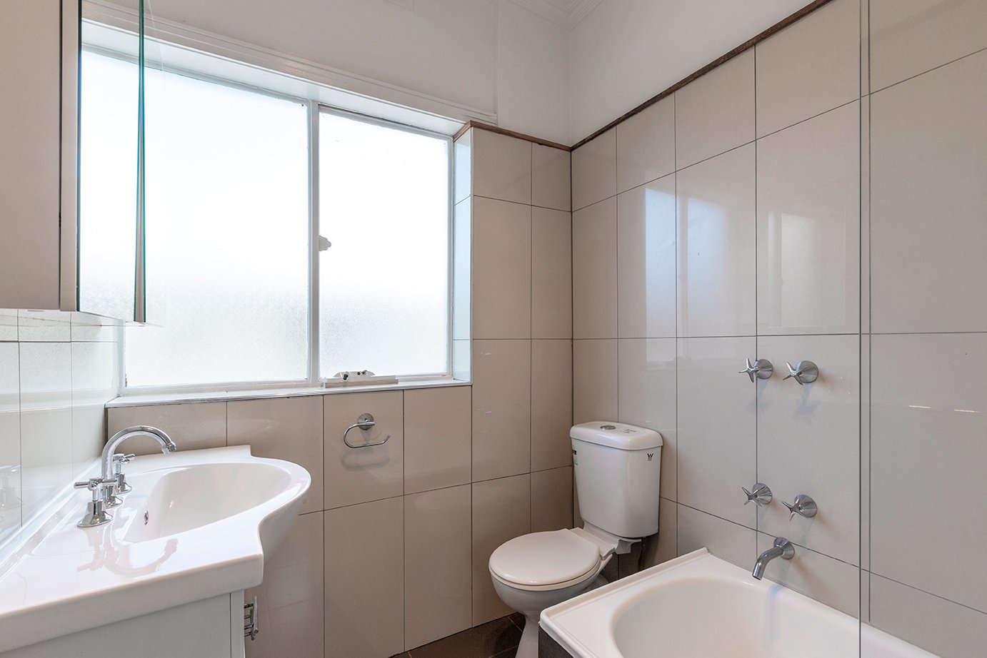 Real Estate and Property in 41 Melby Avenue, St Kilda East, VIC