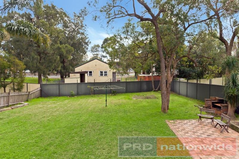 41 Monie Avenue EAST HILLS 1