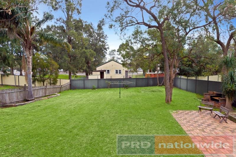 41 Monie Avenue EAST HILLS 7