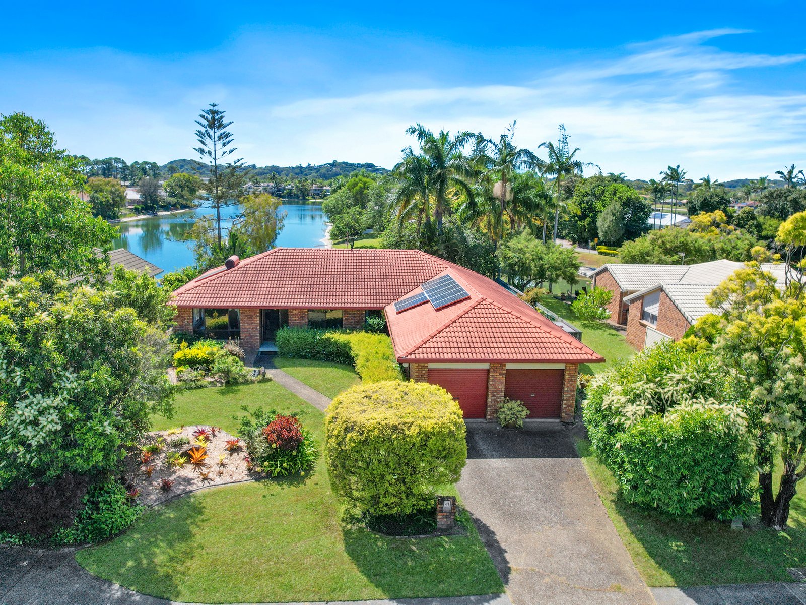 41 Murtha Drive ELANORA 4