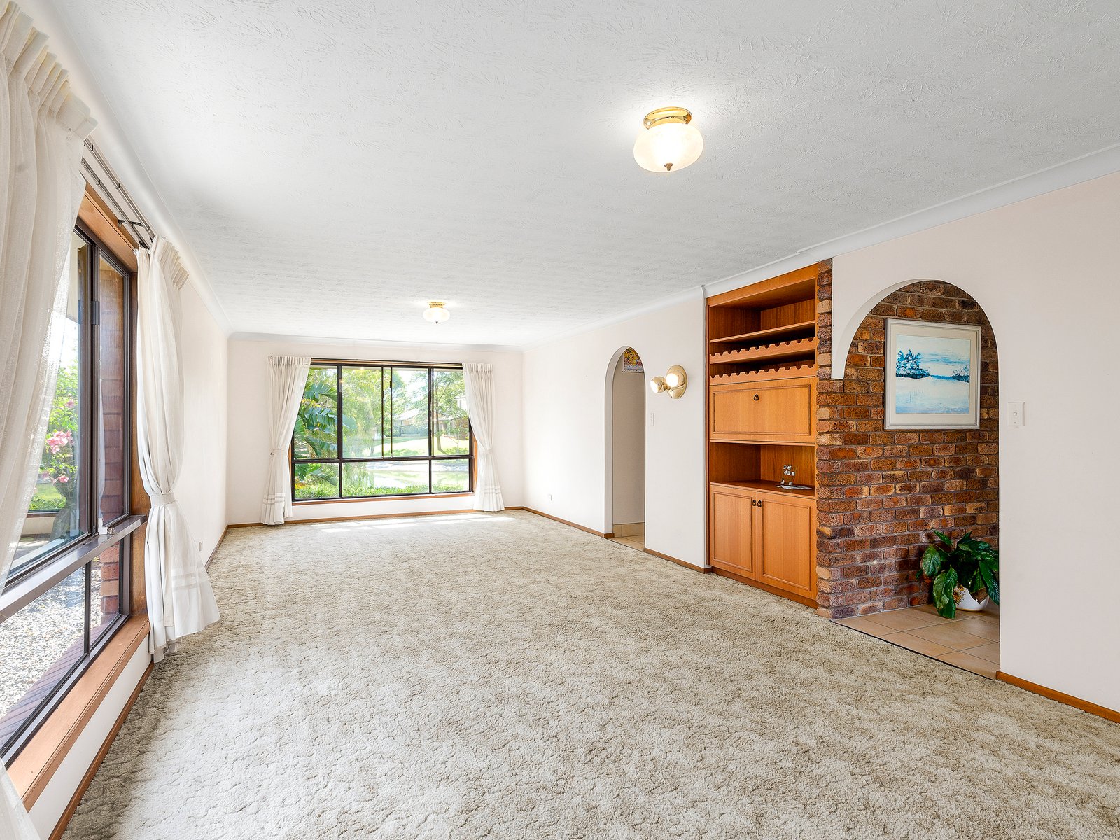 41 Murtha Drive ELANORA 7