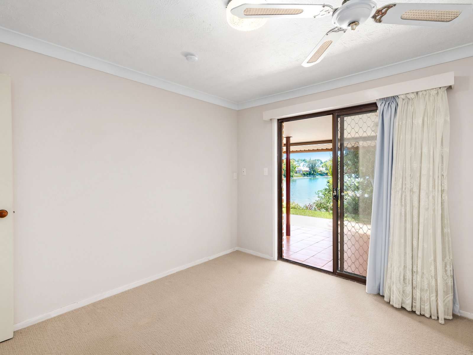 41 Murtha Drive ELANORA 9