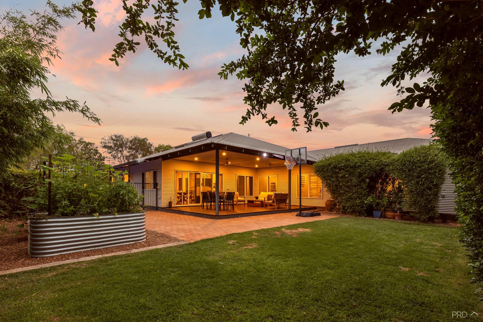 41 Nakamura Avenue BILINGURR 2