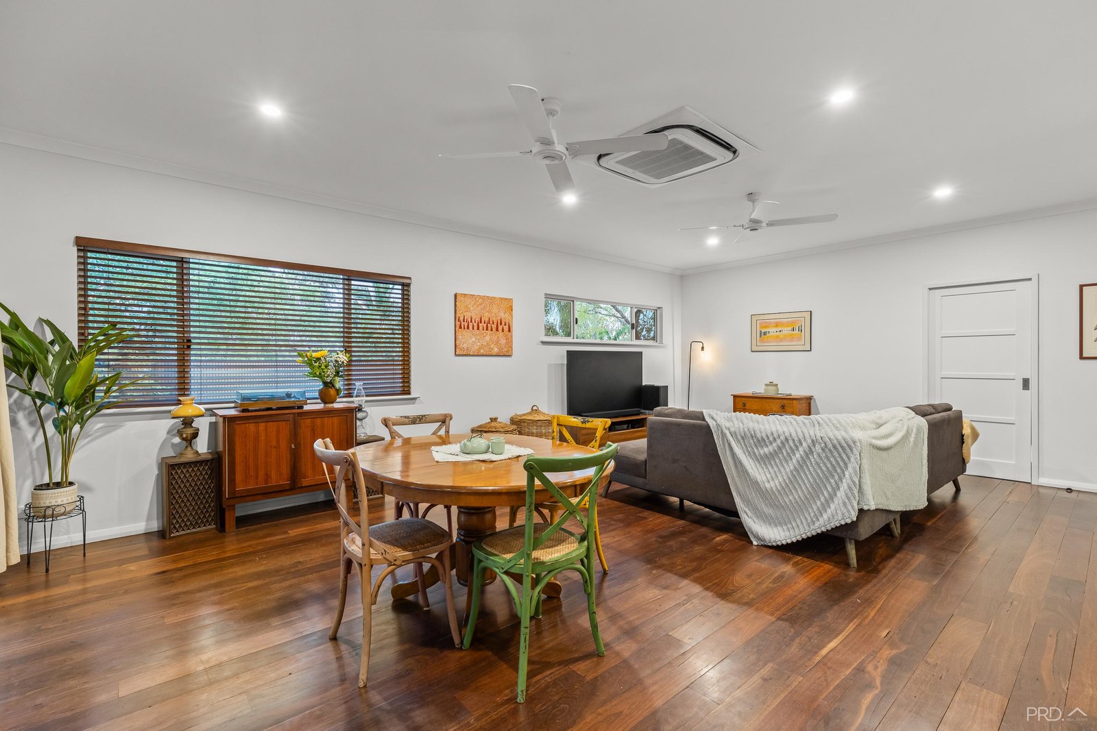 41 Nakamura Avenue BILINGURR 9