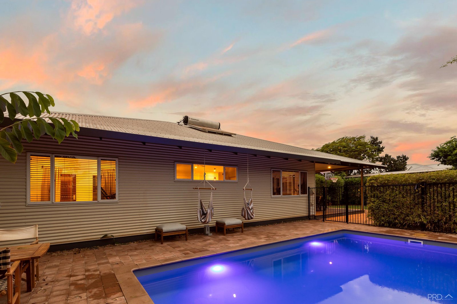 41 Nakamura Avenue BILINGURR 26