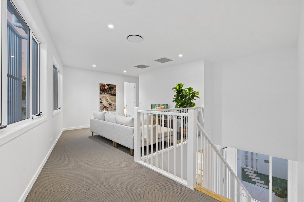 41 Nineteenth Avenue Palm Beach 18