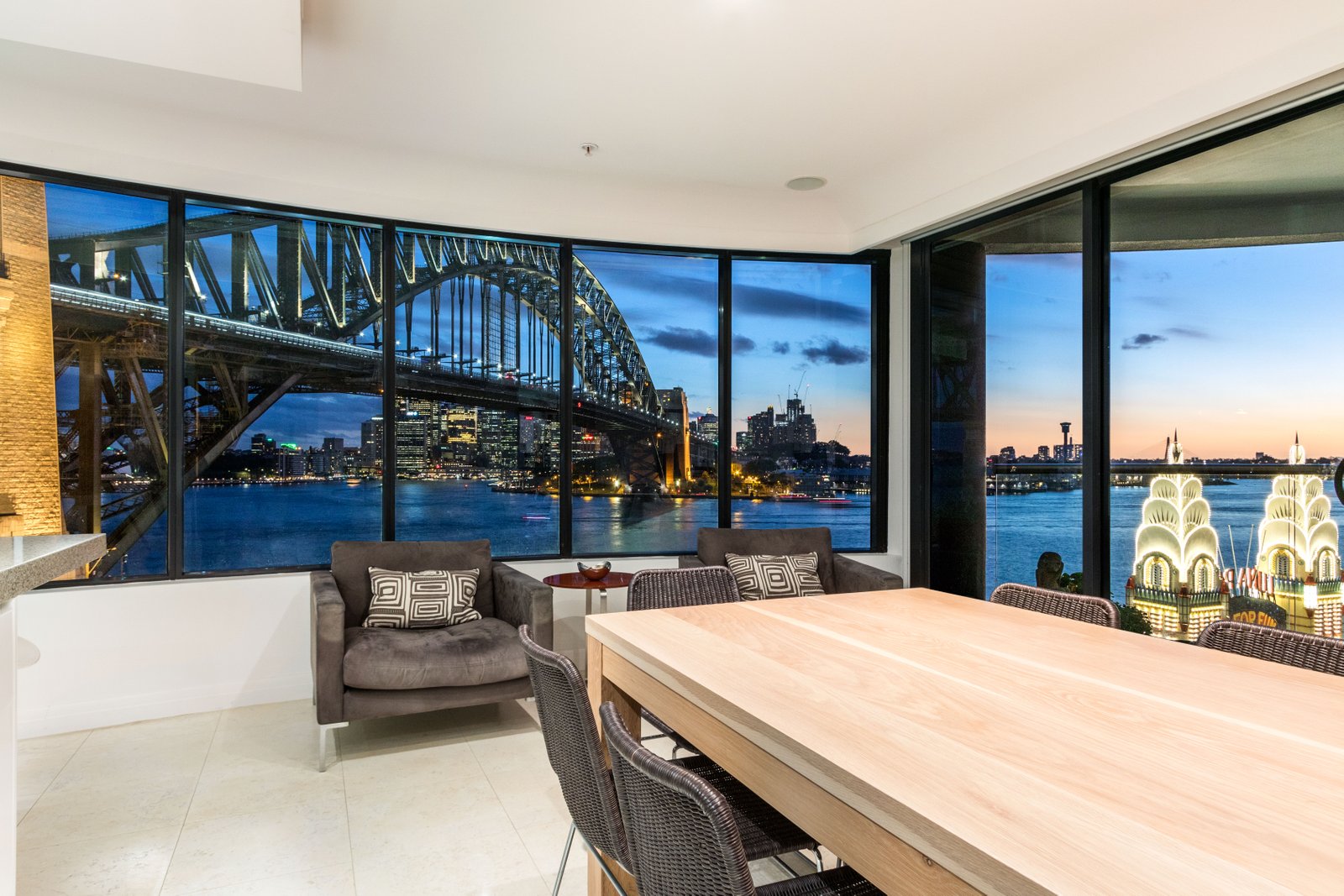 4/1 Northcliff Street, Milsons Point NSW 2061