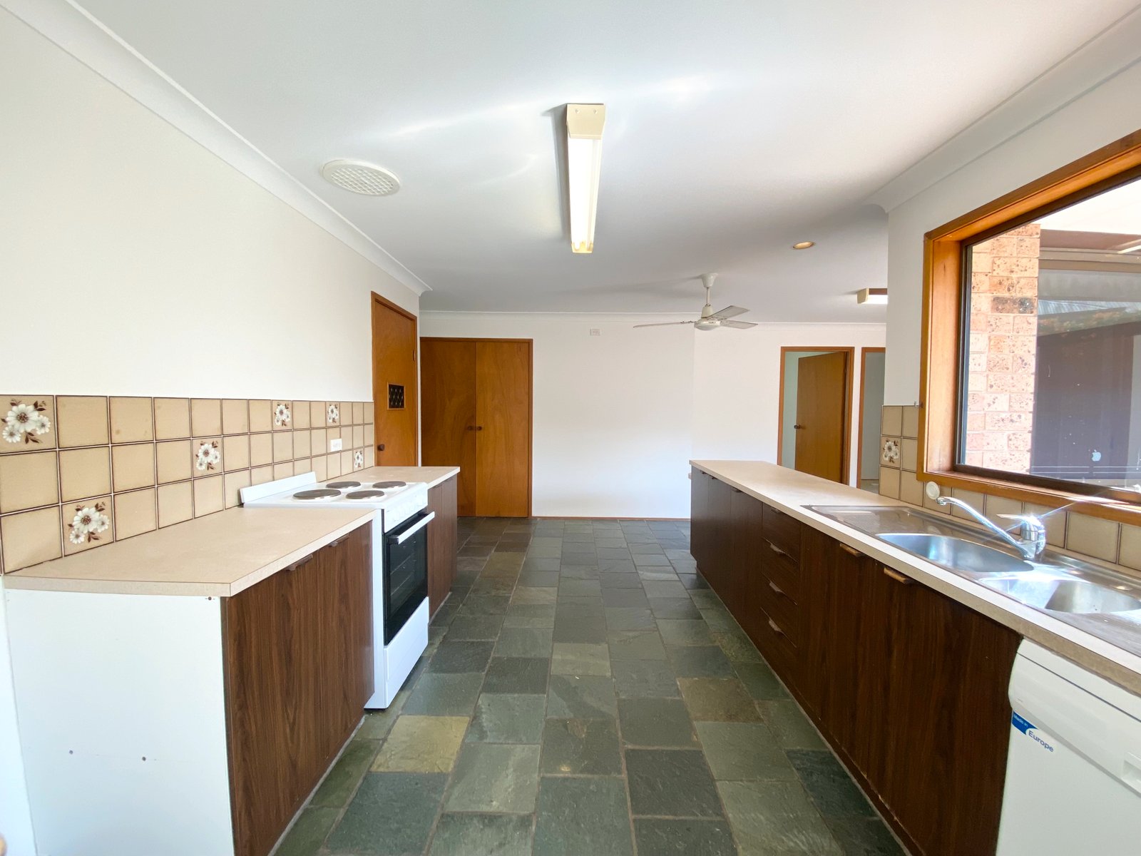 41 Ocean Beach Road SHOAL BAY 5