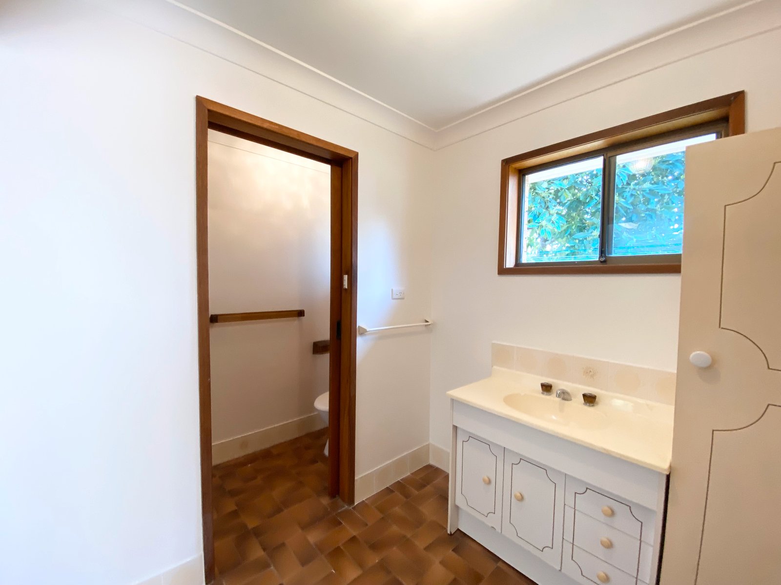 41 Ocean Beach Road SHOAL BAY 7