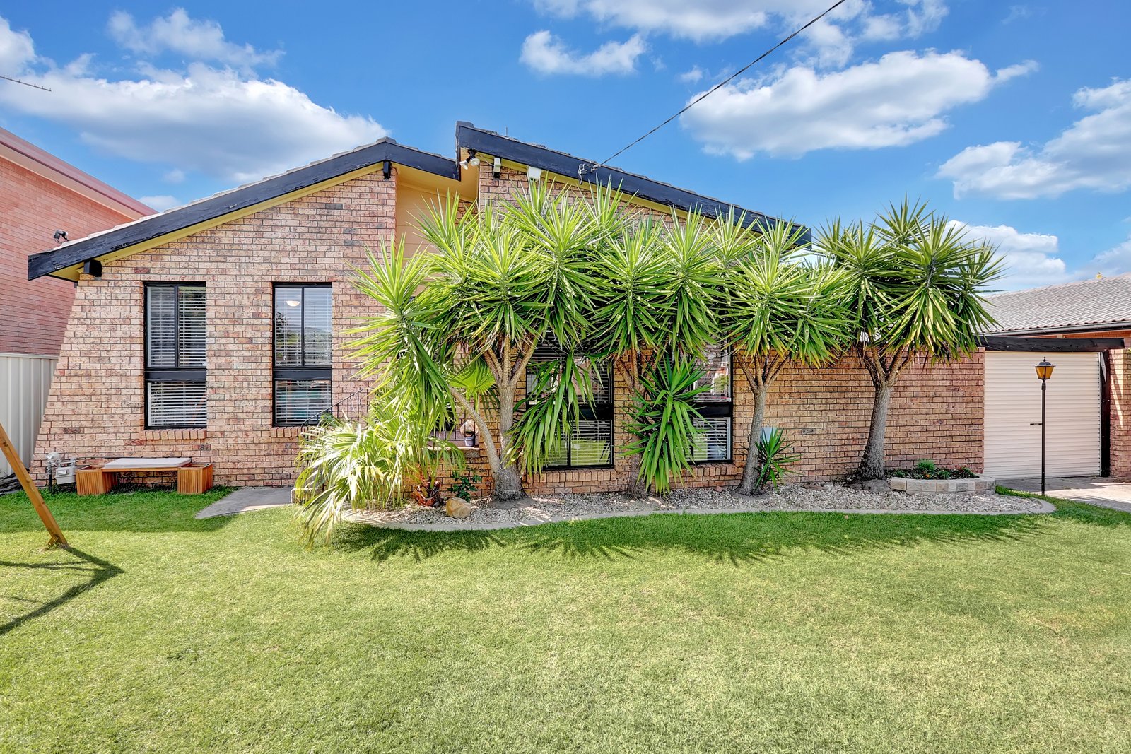 41 Palmer Avenue KANAHOOKA 2