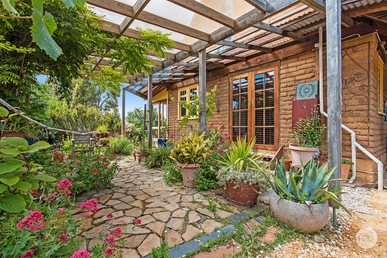 41 Pennos Road TARADALE 18